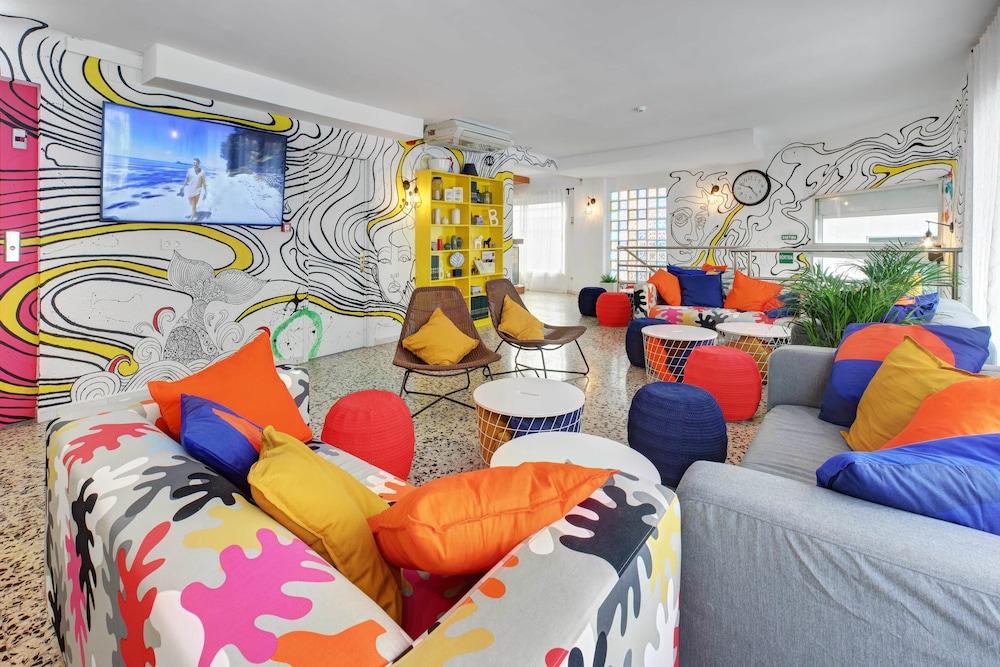 Hotel Maremagnum Lloret de Mar Exteriör bild
